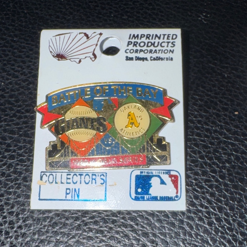 NWT VTG 1989 Battle of the Bay Collector's Pin